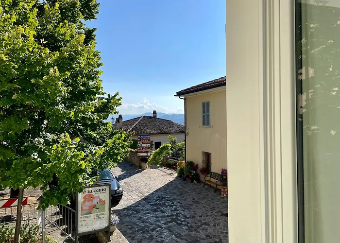 Monolocale Vista Castello - Dimora Dell'ulivo 4 *