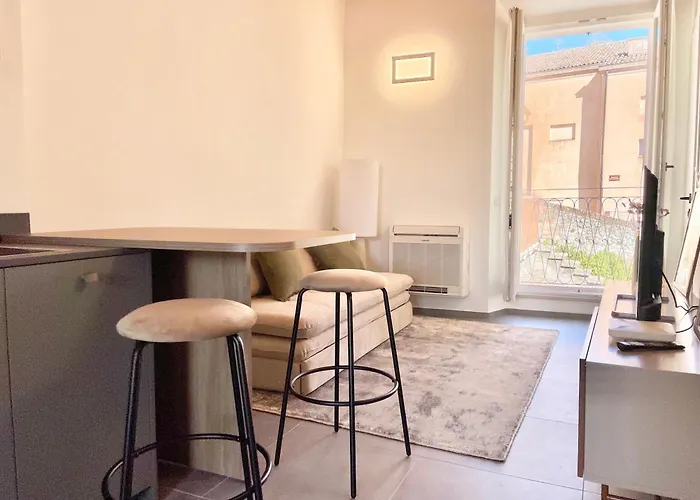 Monolocale Vista Castello - Dimora Dell'ulivo 4 *