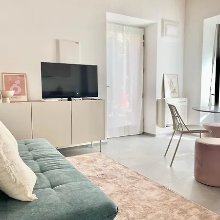 Monolocale Vista Castello - Dimora Dell'ulivo 4 *